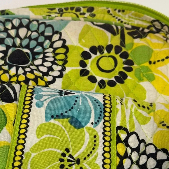 Vera Bradley small quilted backpack - Picture 9 of 10